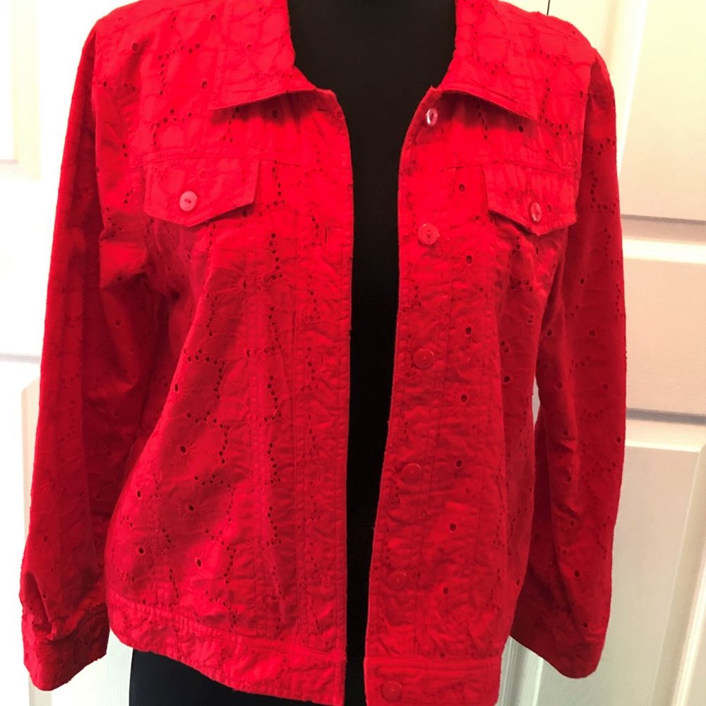 Light Weight NorthStyle red cotton jacket, size M